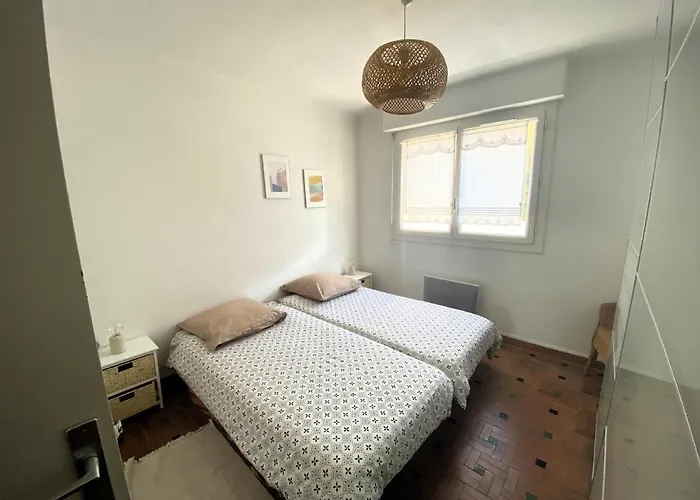 Apartman T2 A 50 Metres De La *